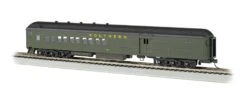 Bachmann Silver Series HO 13606 72' Heavyweight Combine Car With 2-Window Door And LED Lighted Interior, Southern #654