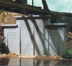 Chooch N 9820 Concrete Stepped Abutment Wall (2)