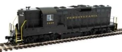 Walthers Mainline HO 910-20488 EMD GP9 Phase II With High Hood, Pennsylvania Railroad #7048